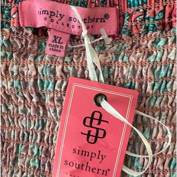 SIMPLY SOUTHERN Shirred Smocked Seahorse Top Size XL NEW - Picture 7 of 8